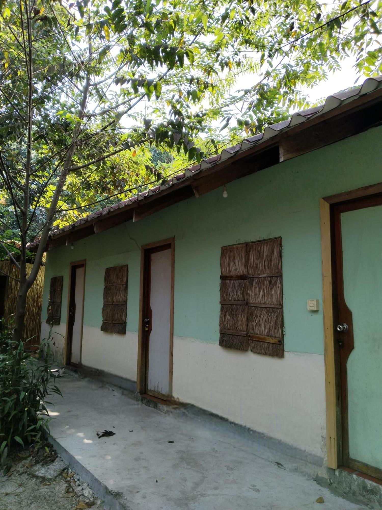 Green Blue Beach Hostel Koh Rong Sanloem Bagian luar foto