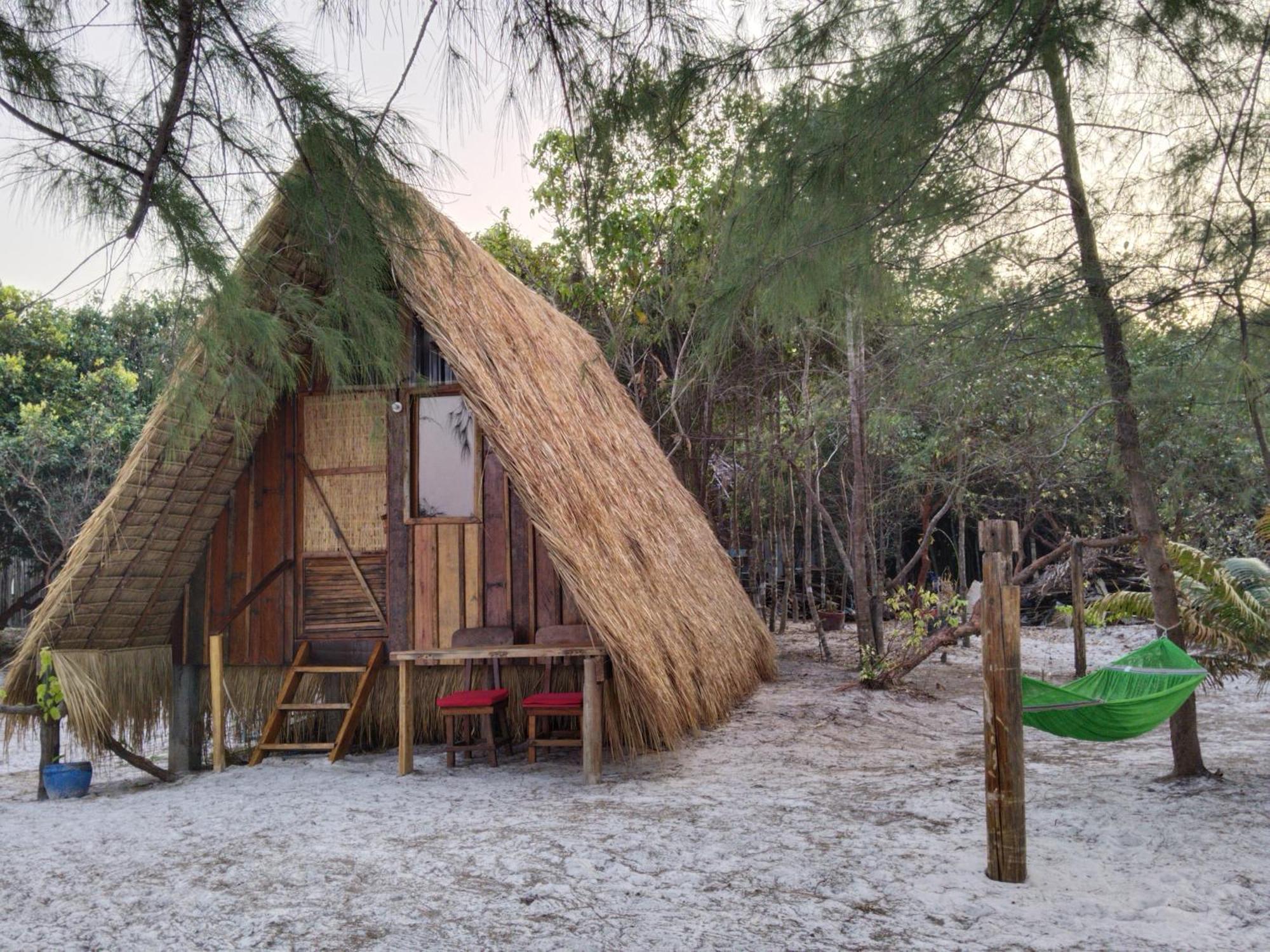 Green Blue Beach Hostel Koh Rong Sanloem Bagian luar foto