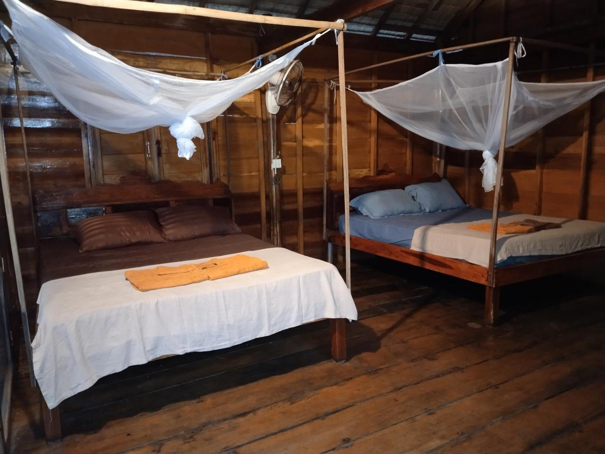 Green Blue Beach Hostel Koh Rong Sanloem Bagian luar foto