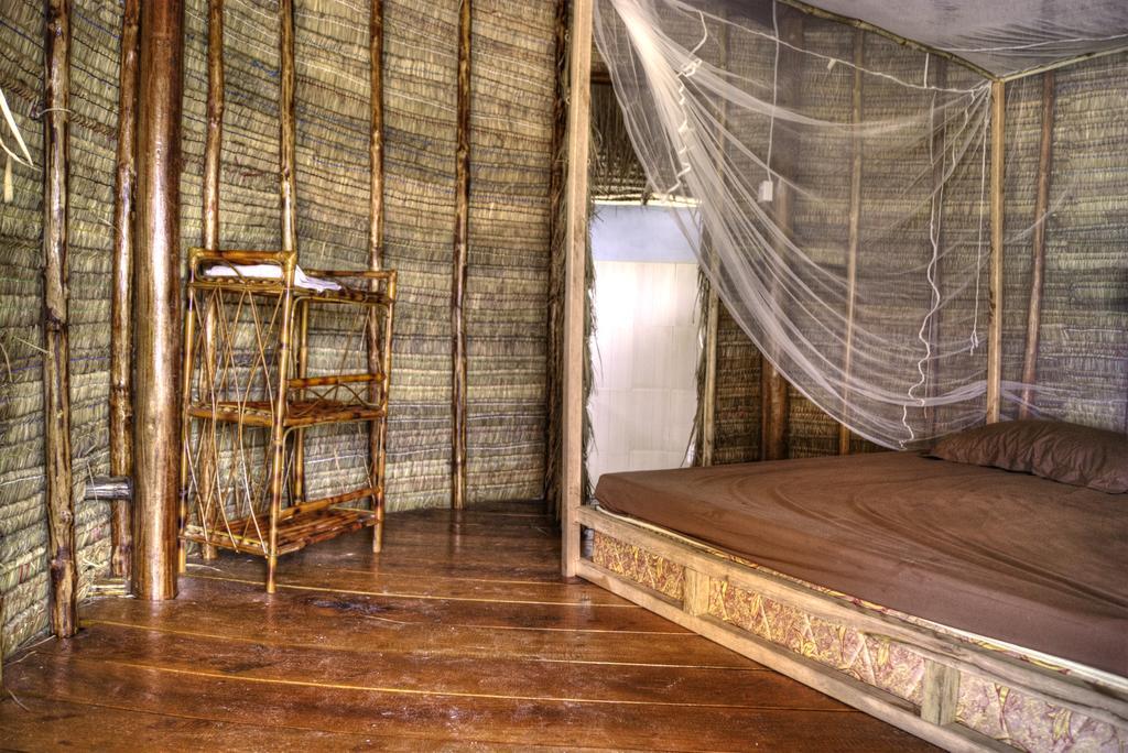 Green Blue Beach Hostel Koh Rong Sanloem Bagian luar foto