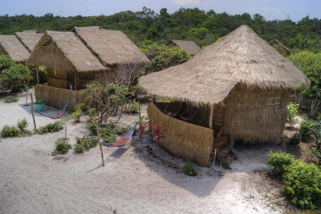 Green Blue Beach Hostel Koh Rong Sanloem Bagian luar foto