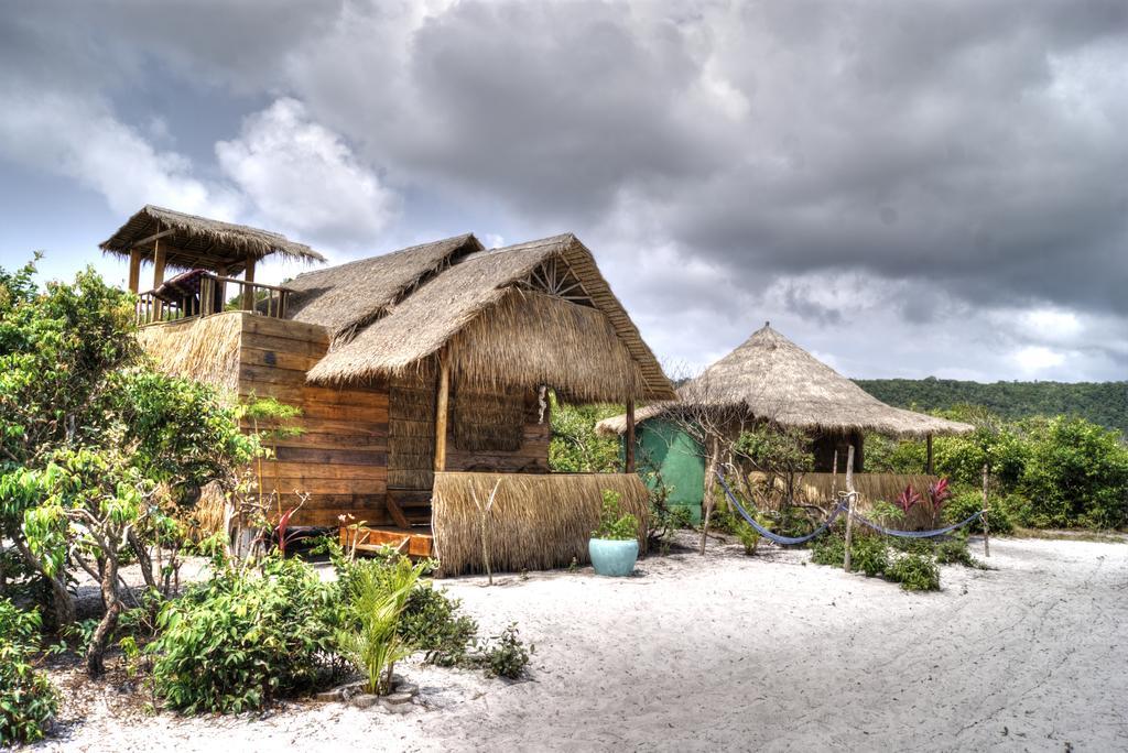 Green Blue Beach Hostel Koh Rong Sanloem Bagian luar foto